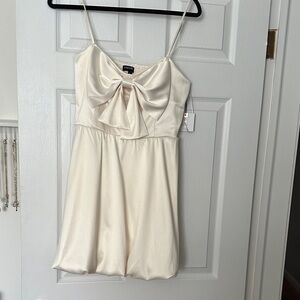 🤍 White Satin Bow Dress🤍